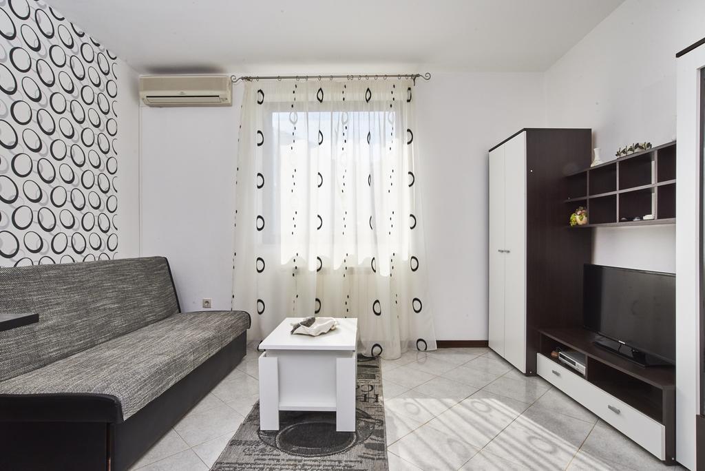 Appartement Lovely Roses à Umag Extérieur photo